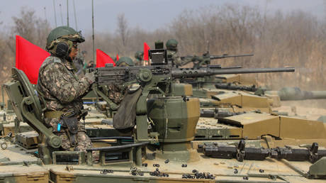Украина принуждает Южную Корею к поставкам оружия
