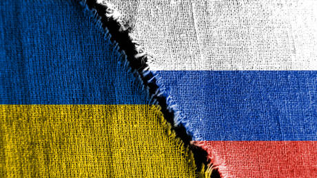 Украина разрывает торговые связи с Россией