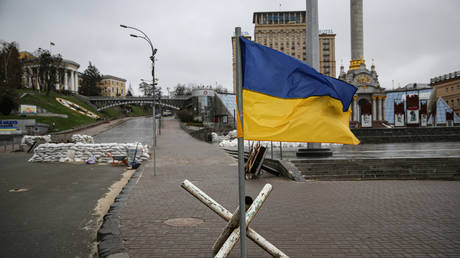Зеленский подписал закон, позволяющий запретить «антиукраинские» партии