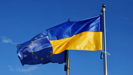 ЕС отказывается обрисовывать перспективы Украины