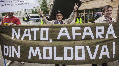 Молдова прокладывает путь к вступлению в Румынию и НАТО – экс-президент