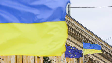 Украина обменивается оскорблениями со страной ЕС