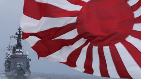 Япония бьет тревогу из-за Украины и Тайваня