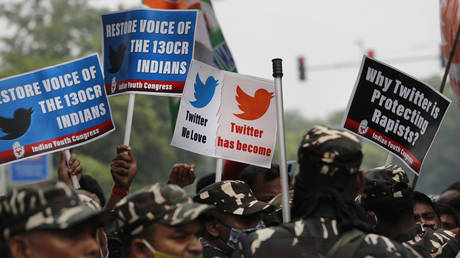 Twitter подает в суд на правительство Индии