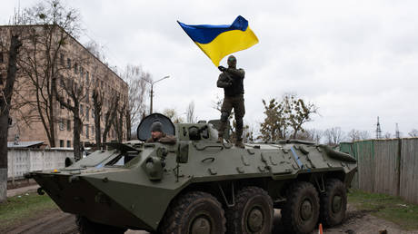Запад запрещает Киеву думать о мире