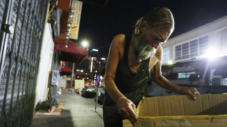 Город пытается отменить использование термина «бездомный»