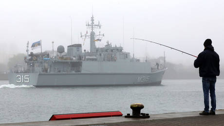 НАТО рассматривает возможность закрытия Прибалтики для ВМФ России