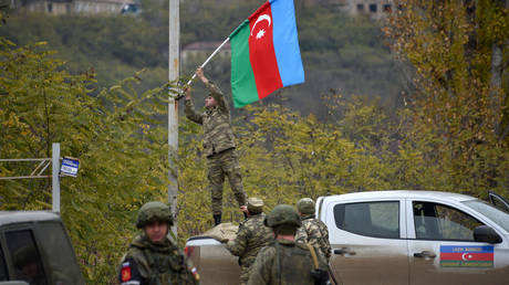 Азербайджан сообщил о потерях в столкновениях с Арменией