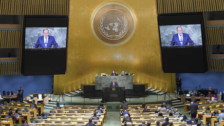 Лавров выступает на Генеральной Ассамблее ООН