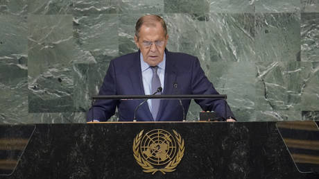 Россия призывает западные элиты в ООН