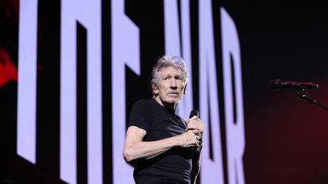 Сооснователь Pink Floyd обвинил Украину в «цензуре»