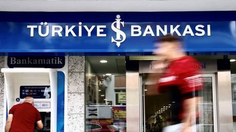 Турецкие банки приостанавливают использование российской платежной системы