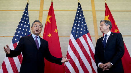 США и Китай обсуждают двустороннее соперничество
