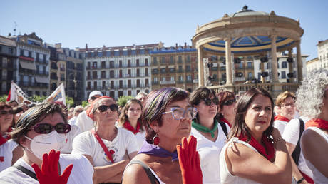 Испания рассматривает возможность пересмотра спорного закона об изнасиловании