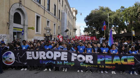 Словесная война в Италии из-за помощи Украине