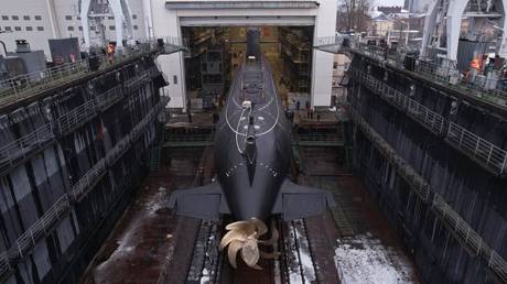 Россия спустила на воду новую ракетную подводную лодку «Калибр»