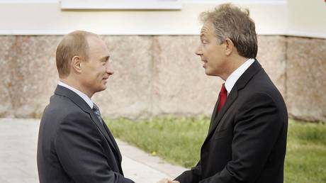 Экс-премьер Великобритании предложил привести Путина в лоно Запада