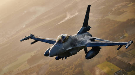 Пентагон лоббировал F-16 для Украины