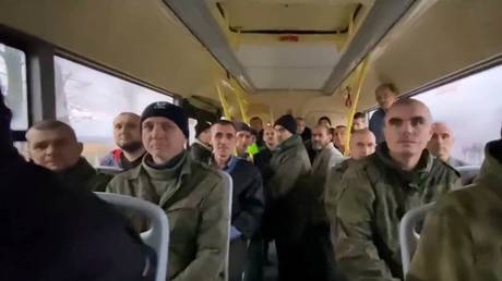 Российские солдаты освобождены из украинского плена