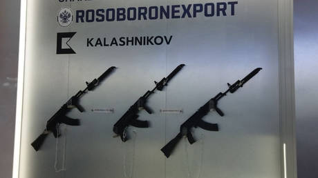 В Индии начато производство модернизированной культовой российской винтовки