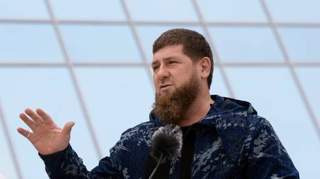 Чеченский лидер хочет иметь собственную частную военную компанию