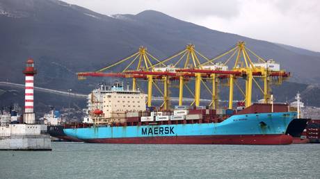 Maersk продает логистические площадки в России