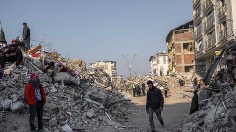 Оценены экономические потери от землетрясений в Турции