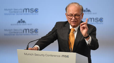 Бывший председатель Мюнхенской конференции по безопасности предлагает способ разрешения украинского конфликта