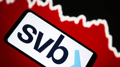Миллиардер предупреждает о тяжелых последствиях краха SVB
