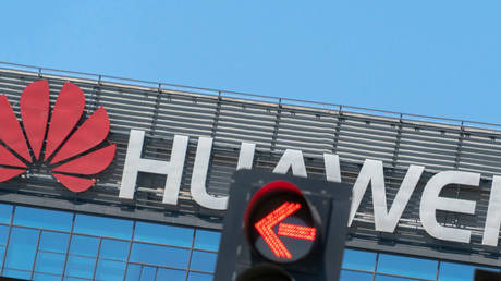 США готовы «причинить еще больше боли» китайской Huawei