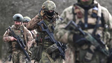 Западного оружия может быть недостаточно, заявили NYT украинские военные