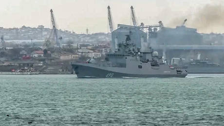 Атака беспилотников на ключевой порт в Крыму отражена