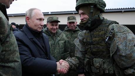 Путин подписал новый закон о воинской повинности
