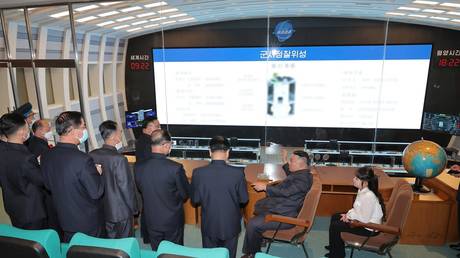 Северная Корея рекламирует новый спутник-шпион