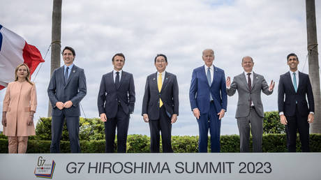 Китай ставит под сомнение «доверие» к членам G7
