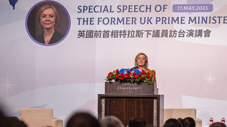 Опальный экс-премьер Лиз Трасс стремится разрушить любые надежды на нормальные отношения между Великобританией и Китаем