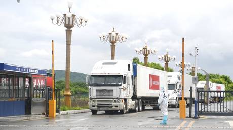 Россия и Китай наращивают грузовые автомобильные перевозки