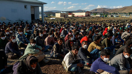 Соперник Эрдогана обещает выслать «всех беженцев» из Турции