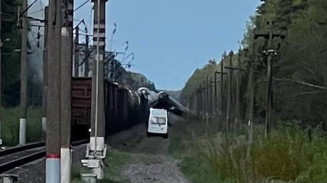 В России из-за саботажа сошел с рельсов еще один поезд