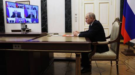 Путин рассказал о военных ограничениях Украины