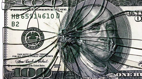 США побуждают мир отказаться от доллара – представитель МВФ