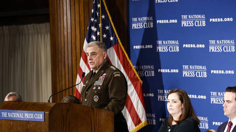Главный генерал США «не удивлен» медленным наступлением Украины