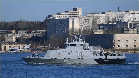 «Масштабный» налет беспилотников на российскую военно-морскую базу отражен
