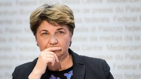 Министерство обороны Швейцарии находится под пристальным вниманием в связи с сорвавшейся сделкой с Украиной