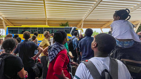 США эвакуируют сотрудников посольства из Нигера