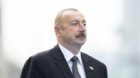 Франция виновата в любом новом конфликте с Арменией — президент Азербайджана