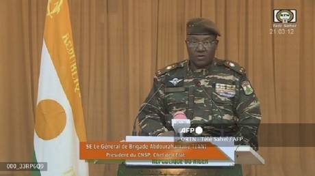 Нигер принимает алжирскую посредническую инициативу по восстановлению демократического правления