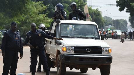 Французские госслужащие задержаны в африканском государстве по обвинению в шпионаже