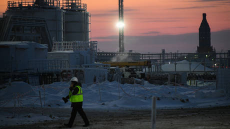 Китай раскритиковал санкции США в отношении российского газового проекта