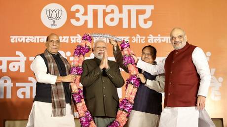 Партия Моди побеждает на выборах в центральных штатах Индии